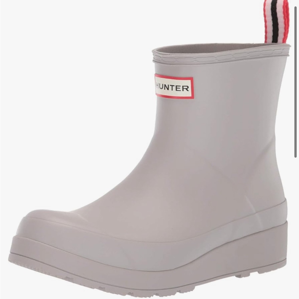 women’s hunter rain boots!